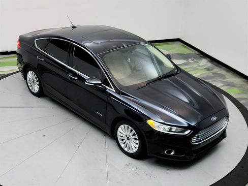 Used 2014 Ford Fusion Energi SE image 33