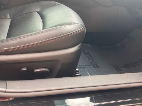Used 2024 Nissan Altima 2.5 SR w/ SR Premium Package FWD image 16