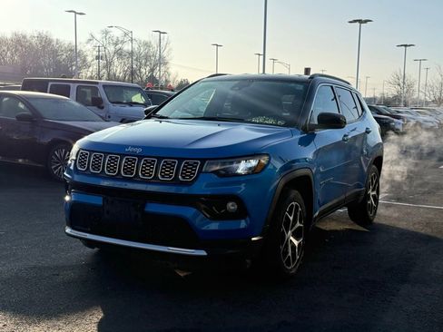 Used 2024 Jeep Compass Limited image 4