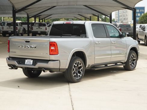 Used 2025 RAM 1500 Laramie w/ Sport Appearance Package AWD/4WD image 5