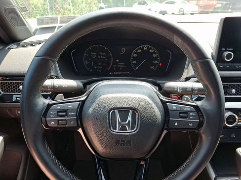 Used 2025 Honda Civic Sport image 18