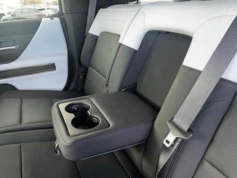 New 2025 GMC Hummer EV 3X w/ Extreme Off-Road Package image 31