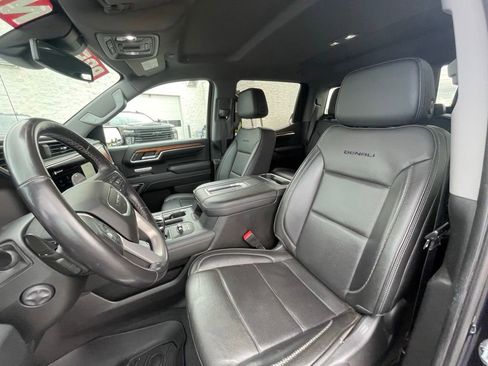 Used 2022 GMC Sierra 1500 Denali w/ Denali Carbonpro Edition AWD/4WD image 18