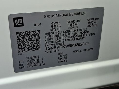Used 2023 Chevrolet Traverse LT w/ LPO, Floor Liner Package AWD/4WD image 29