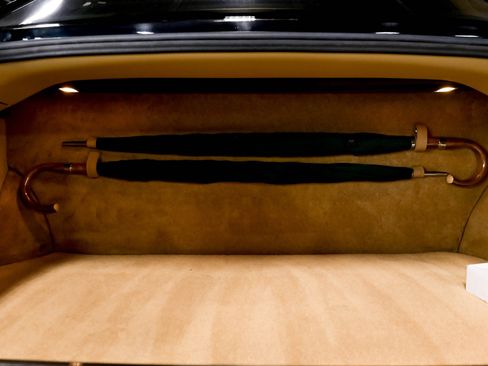 Used 2017 Bentley Mulsanne RWD image 43