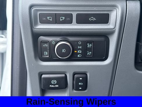 Used 2021 Ford F150 Lariat w/ Equipment Group 502A High image 31