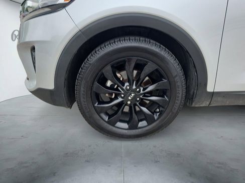 Used 2020 Kia Sorento EX FWD image 14