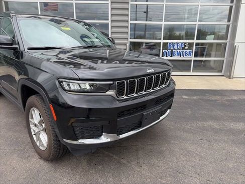 Used 2022 Jeep Grand Cherokee L Laredo w/ Luxury Tech Group I AWD/4WD image 5