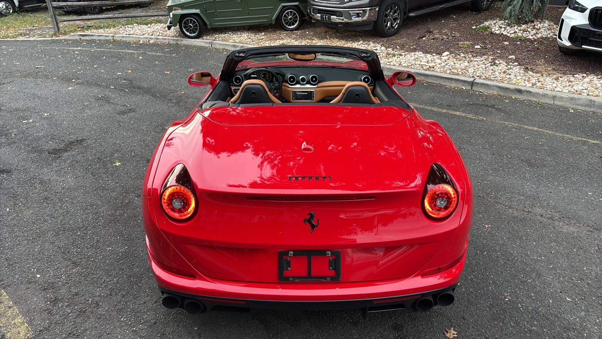 Used 2017 Ferrari California T RWD image 35