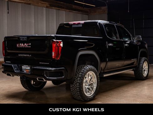 Used 2023 GMC Sierra 1500 Denali w/ Denali Reserve Package image 9