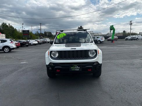 Used 2015 Jeep Renegade Trailhawk w/ Premium Group AWD/4WD image 3