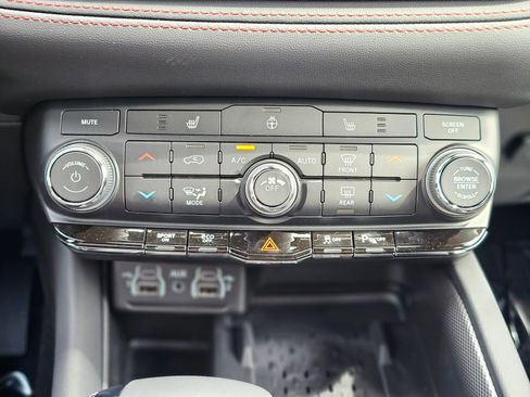 New 2026 Dodge Durango GT image 13