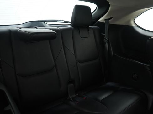 Used 2023 MAZDA CX-9 Touring image 12