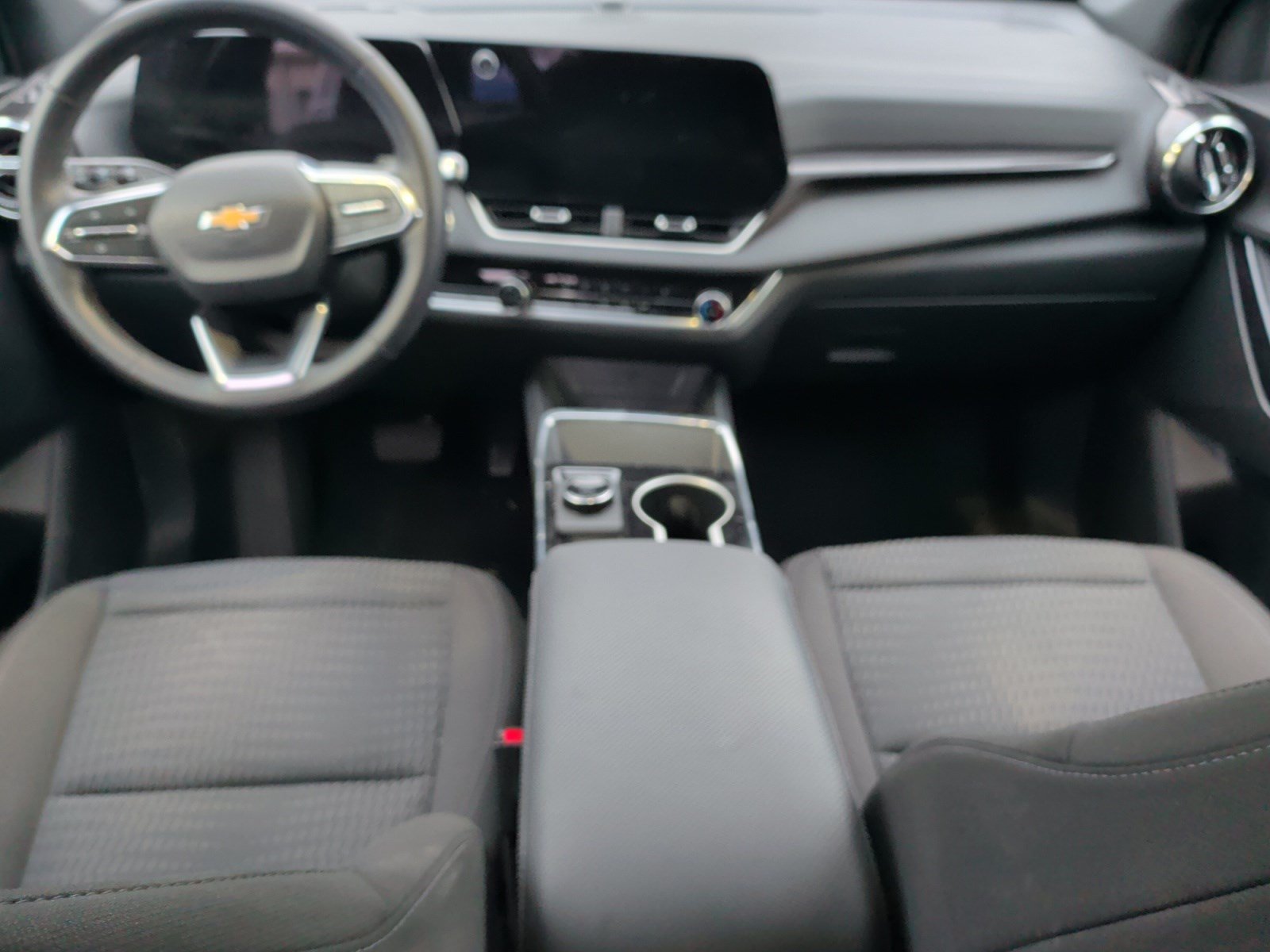 Used 2026 Chevrolet Equinox LT AWD/4WD image 17
