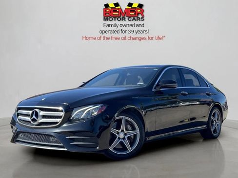 Used 2017 Mercedes-Benz E 300 4MATIC image 1