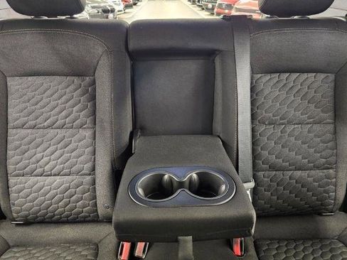 Used 2019 Chevrolet Equinox LT image 34