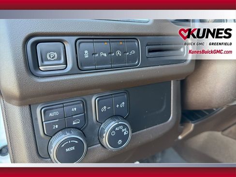 Used 2021 Chevrolet Tahoe LT image 16