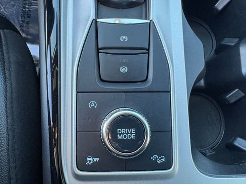 Used 2021 Ford Explorer ST image 30