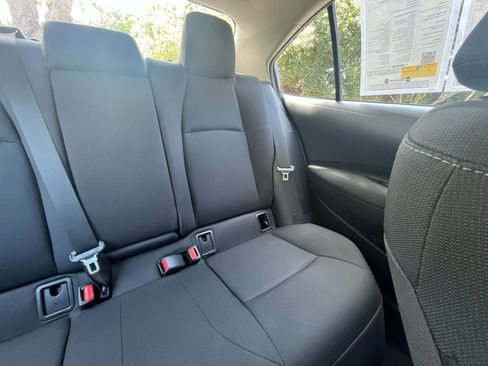 Used 2025 Toyota Corolla LE FWD image 35