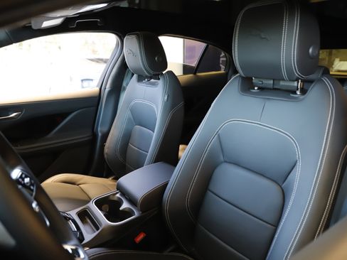 New 2024 Jaguar I-PACE R-Dynamic HSE image 15