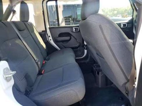 Used 2024 Jeep Wrangler Unlimited Sport AWD/4WD image 9