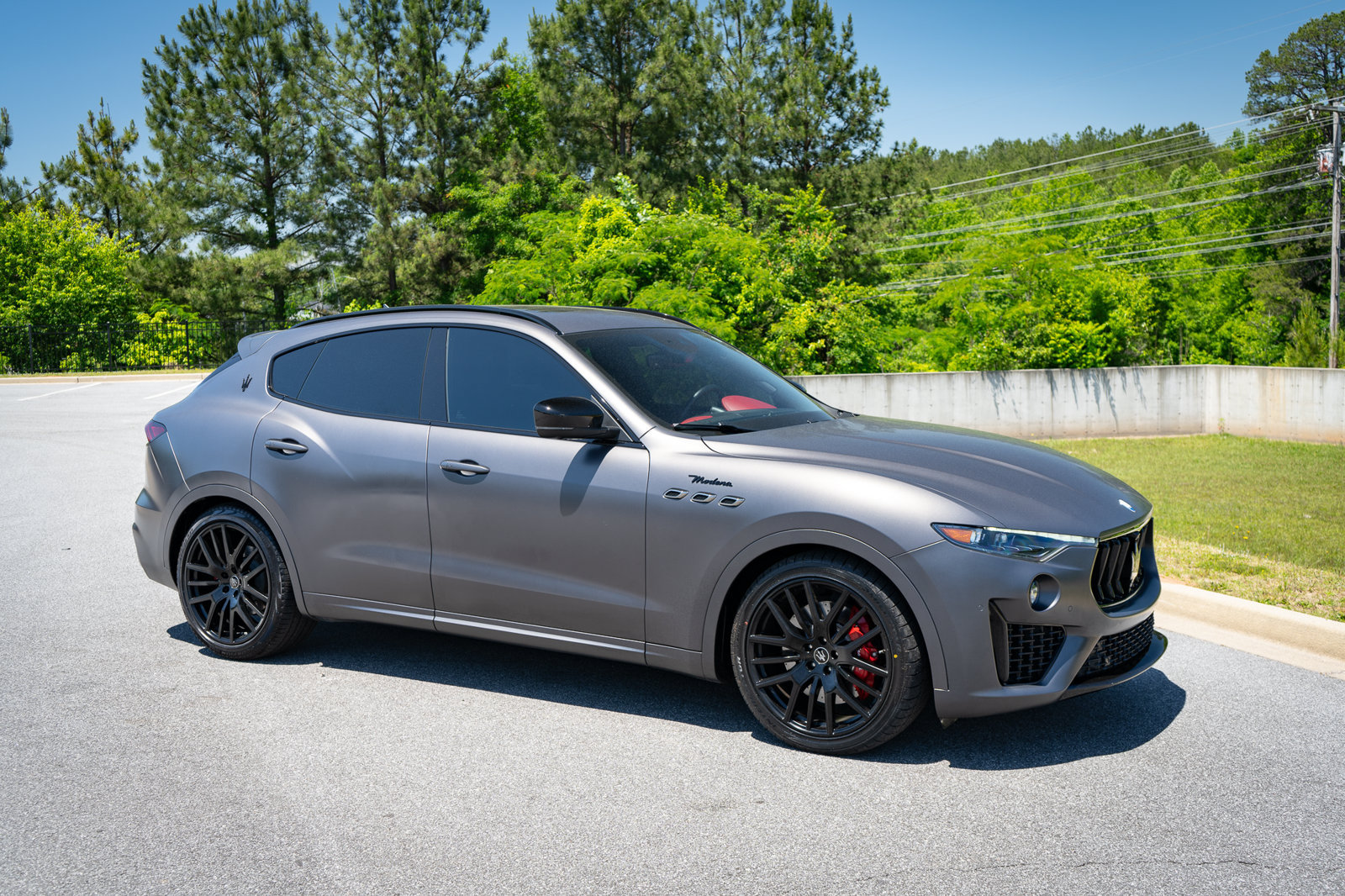 Used 2022 Maserati Levante Modena AWD/4WD image 22