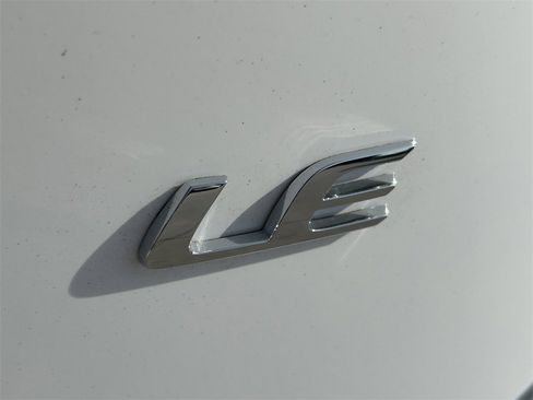 Used 2025 Toyota Corolla LE image 13