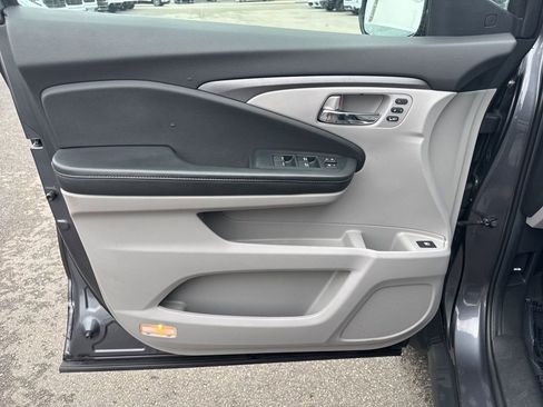 Used 2023 Honda Ridgeline RTL-E image 29