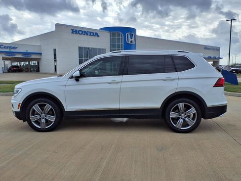 Used 2021 Volkswagen Tiguan SEL image 24