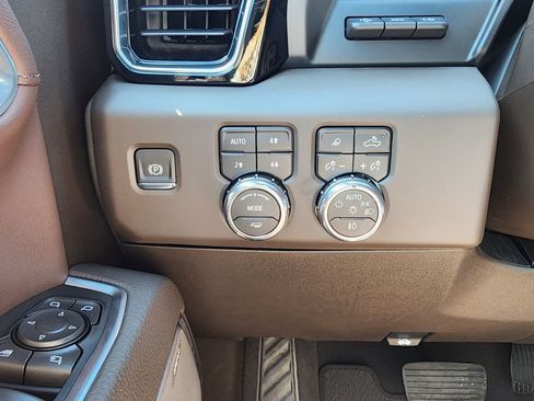 New 2026 GMC Sierra 1500 Denali AWD/4WD image 20