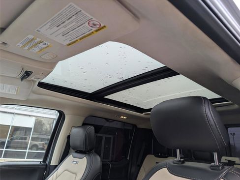 Used 2021 Ford F250 Limited image 37