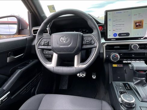 Used 2025 Toyota Tacoma TRD Sport w/ TRD Sport Upgrade Package AWD/4WD image 6