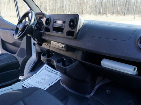 Used 2020 Mercedes-Benz Sprinter 2500 w/ Driver Convenience Package image 12