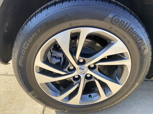 Used 2023 Buick Envision Essence FWD image 28