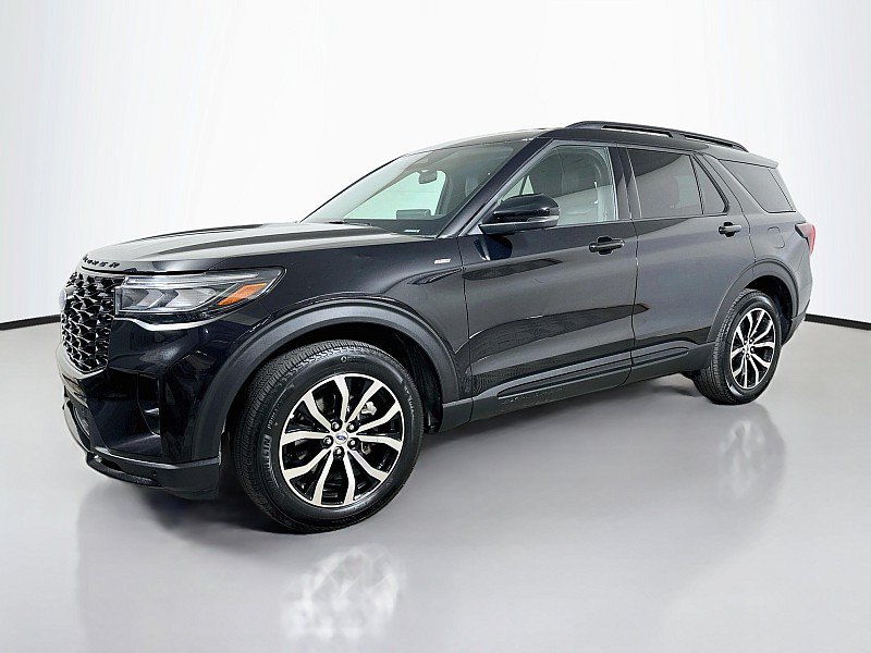 Used 2026 Ford Explorer ST-Line AWD/4WD image 3