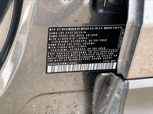 Used 2024 Volkswagen Taos SE FWD image 20