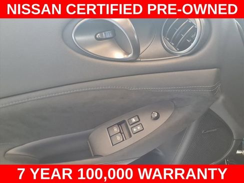 Used 2024 Nissan Z Performance w/ Floor Mat Package RWD image 12