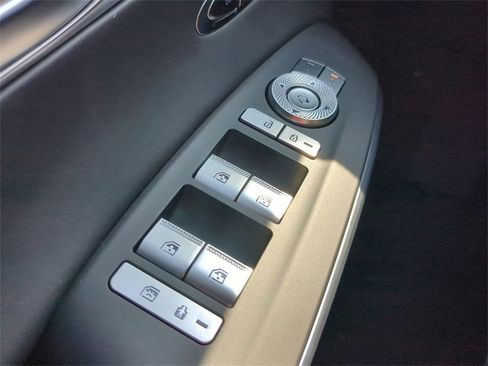 Used 2025 Genesis GV70 2.5T Sport Prestige w/ Sport Prestige Package image 26