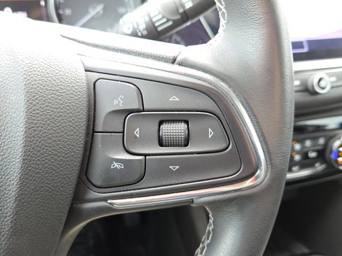 Used 2023 Buick Encore GX Select w/ Sport Touring Package image 25