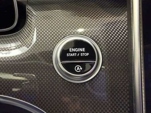 Certified 2025 Mercedes-Benz C 43 AMG AMG 43 image 24