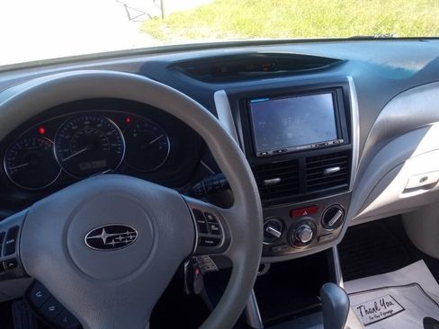 Used 2012 Subaru Forester 2.5X Premium image 11