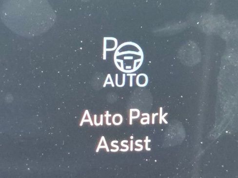 New 2025 Chevrolet Suburban Premier image 14