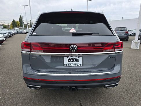 New 2026 Volkswagen Atlas SEL image 5