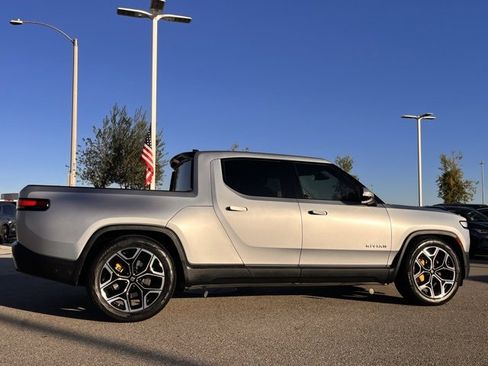 Used 2023 Rivian R1T Launch Edition image 5