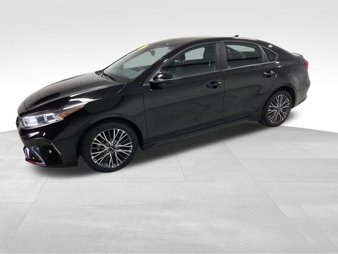 Used 2023 Kia Forte GT-Line image 16
