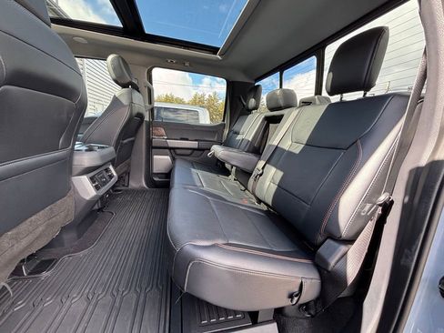 Used 2024 Ford F250 Lariat w/ Lariat Ultimate Package image 14