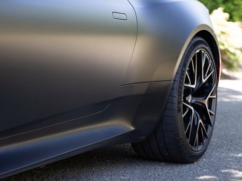 Used 2025 Aston Martin DB12 Convertible RWD image 25