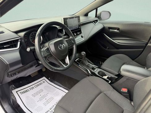 Used 2020 Toyota Corolla SE w/ SE Premium Package image 9