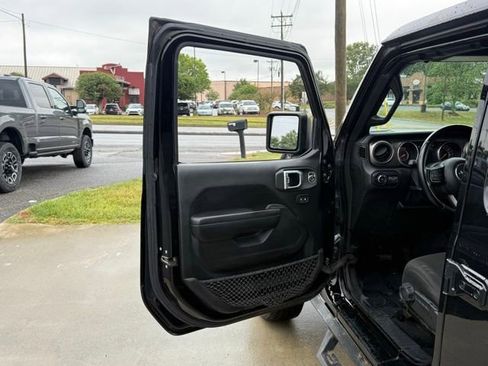 Used 2020 Jeep Wrangler Unlimited Sport S AWD/4WD image 10