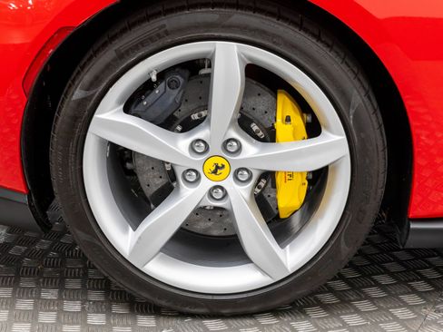 Used 2019 Ferrari Portofino image 52